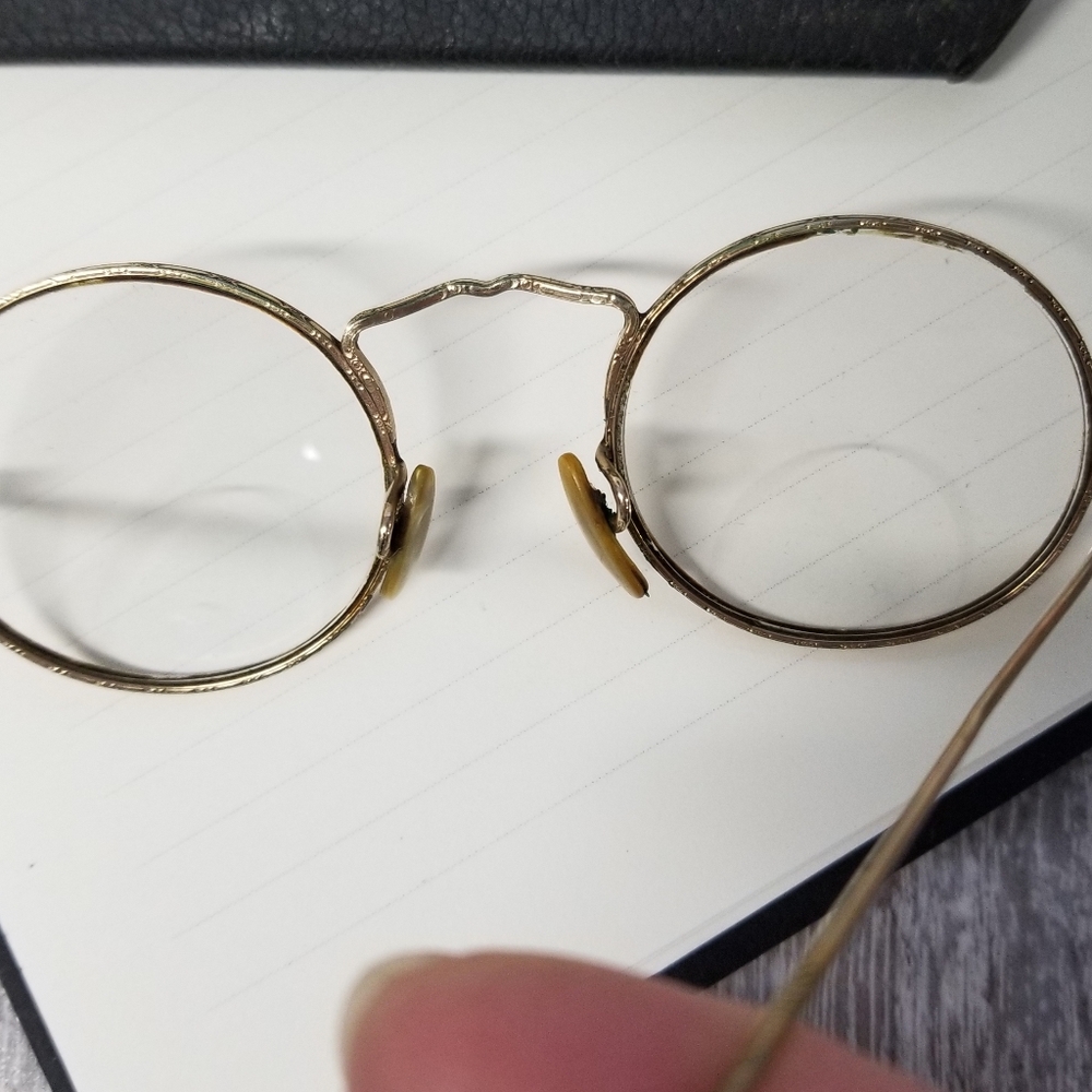 AO Cortland Antique gold wire rims glasses - Picture 4 of 10